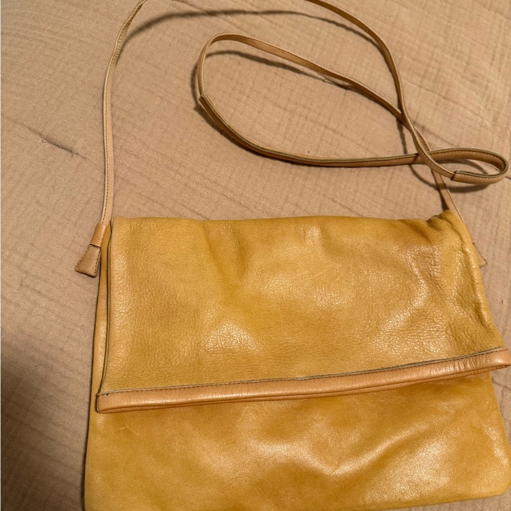 Elegant Tan/Yellow/Mustard Leather Crossbody Bag